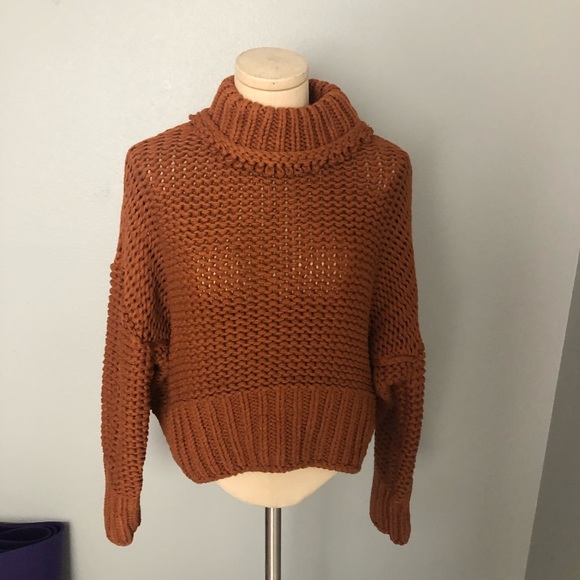 NWOT FREE PEOPLE SWEATER BLACK - Picture 6 of 6